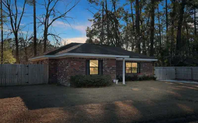 Relax In Pooler Modern 3br Huge Yard 3 Bedroom Home
