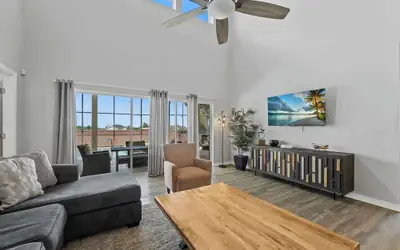 Make Memories in This 6 Bedroom With Private Pool