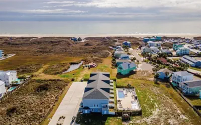 3201 S. 11th St - New Wave Rentals