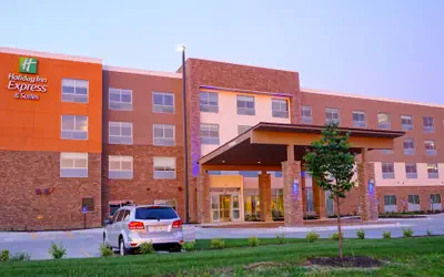 Holiday Inn Express & Suites Omaha - Millard Area by IHG