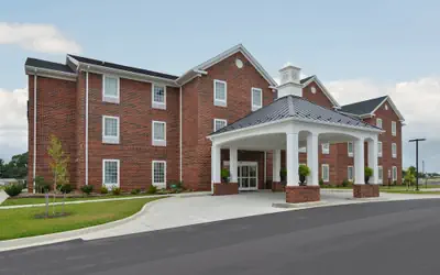 Appomattox Inn and Suites