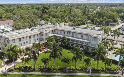 Crystal Bay Historic Hotel