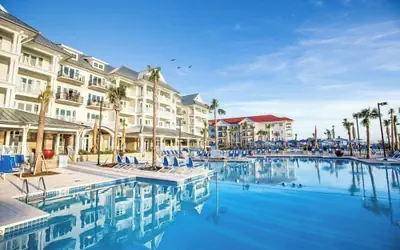 The Beach Club at Charleston Harbor Resort and Marina