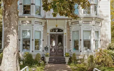 McCall House Boutique Inn