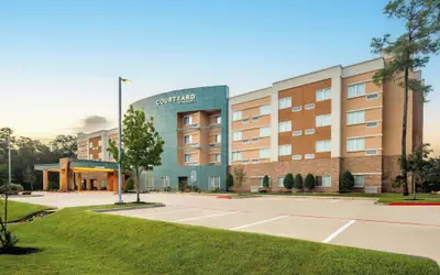 Courtyard by Marriott Houston City Place