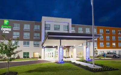 Holiday Inn Express & Suites Greenwood Mall by IHG