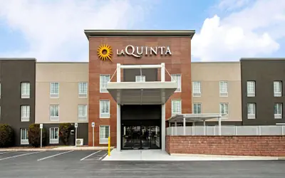 La Quinta Inn & Suites by Wyndham New Cumberland-Harrisburg