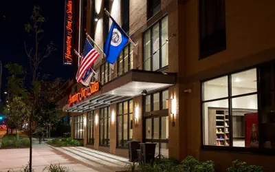 Hampton Inn & Suites Minneapolis University Area