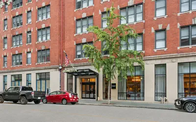 Sonesta Hotel Baltimore Inner Harbor