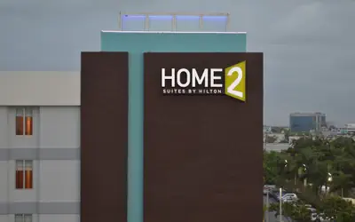 Home2 Suites by Hilton Ft. Lauderdale Airport-Cruise Port