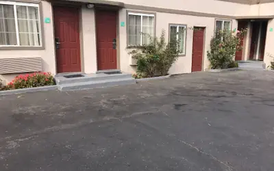 Geneva Motel Daly City