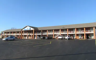 Travel Inn & Suites