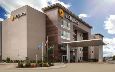 La Quinta Inn & Suites by Wyndham Owasso