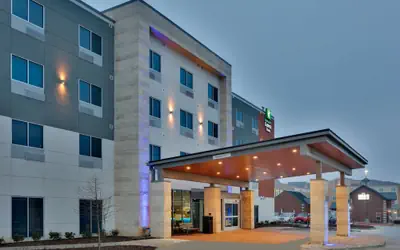 Holiday Inn Express & Suites Plano East - Richardson by IHG