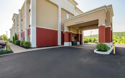 Hampton Inn Pine Grove