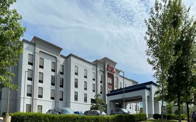 Hampton Inn & Suites Louisville East