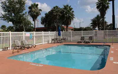 Wingate by Wyndham Kings Bay Naval Base / I-95