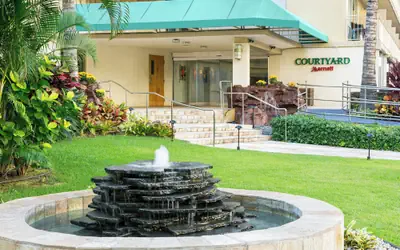 Courtyard by Marriott Waikiki Beach