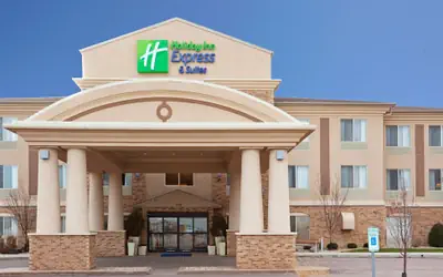 Holiday Inn Express & Suites Brandon by IHG