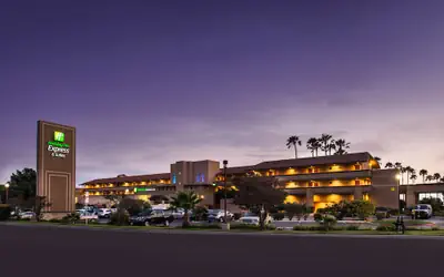 Holiday Inn Express Hotel & Suites Ventura by IHG
