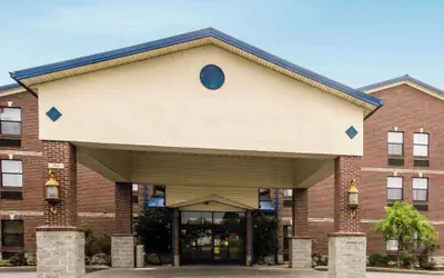 Quality Suites Jeffersonville - Louisville North