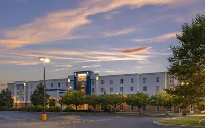 Hampton Inn & Suites Plymouth