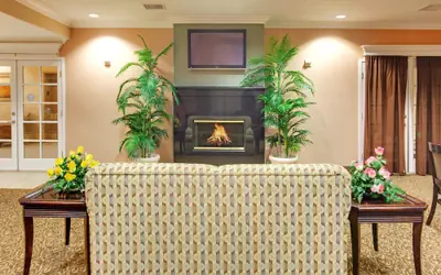 Holiday Inn Express Delano by IHG