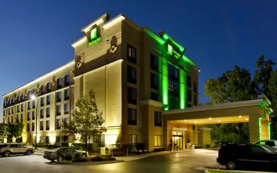 Holiday Inn & Suites Ann Arbor Univ Michigan Area by IHG
