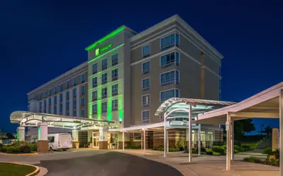 Holiday Inn Kansas City Airport by IHG