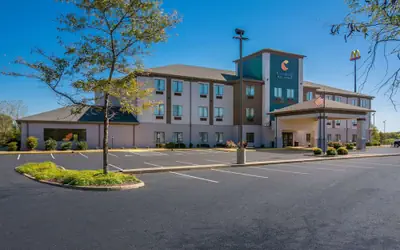 Comfort Inn & Suites Cave City