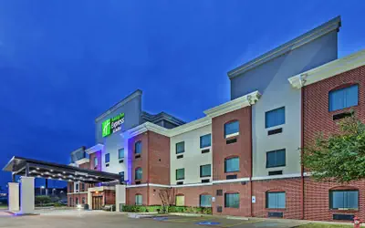 Holiday Inn Express and Suites Longview South I20 by IHG