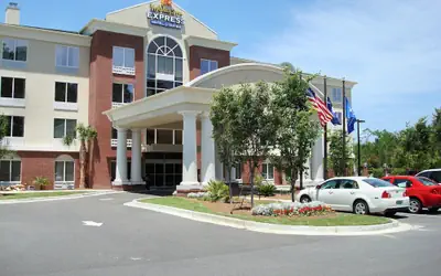Holiday Inn Express Hotel & Suites Charleston-North by IHG