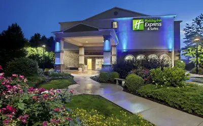 Holiday Inn Express & Suites Allentown West by IHG