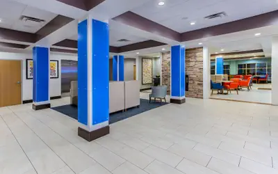 Holiday Inn Express & Suites Morristown by IHG