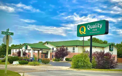 Quality Inn Junction City - Near Fort Riley
