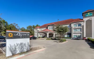 La Quinta Inn & Suites by Wyndham I-20 Longview South