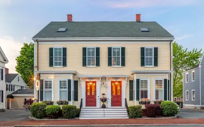 Essex Street Inn & Suites, an Ascend Collection Hotel