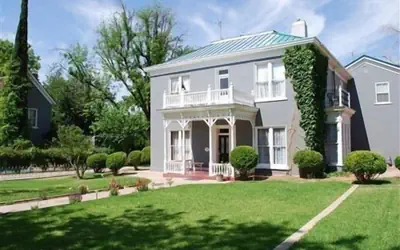 The Cottage @ 241 North