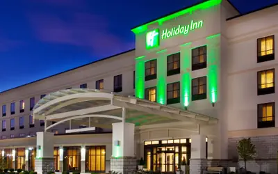Holiday Inn Quincy East by IHG