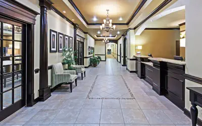 Holiday Inn Express Hotel & Suites Victoria by IHG