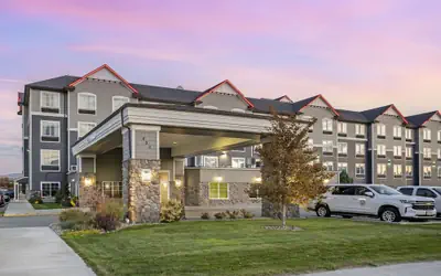 Best Western Plus Peppertree Inn At Omak