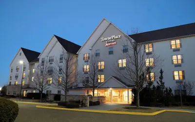 TownePlace Suites by Marriott Republic Airport Long Island