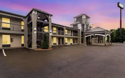 Quality Inn White House