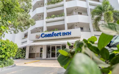 Comfort Inn & Suites Levittown