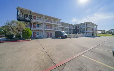 Americas Best Value Inn & Suites Humble