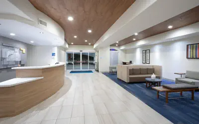 Holiday Inn Express & Suites Chowchilla - Yosemite Park Area by IHG