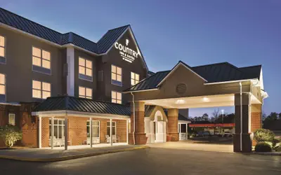 Country Inn & Suites by Radisson, Petersburg, VA