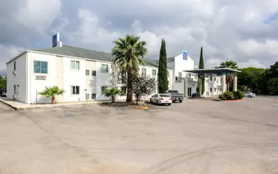 Motel 6 New Braunfels, TX