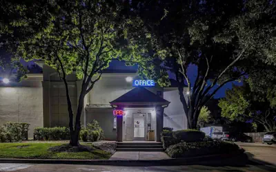 Studio 6 Arlington, TX - South - Dallas