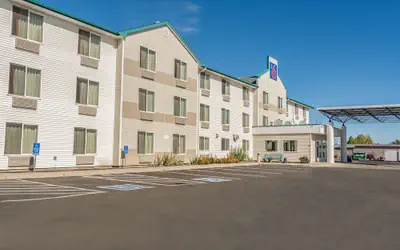Motel 6 Redmond, OR